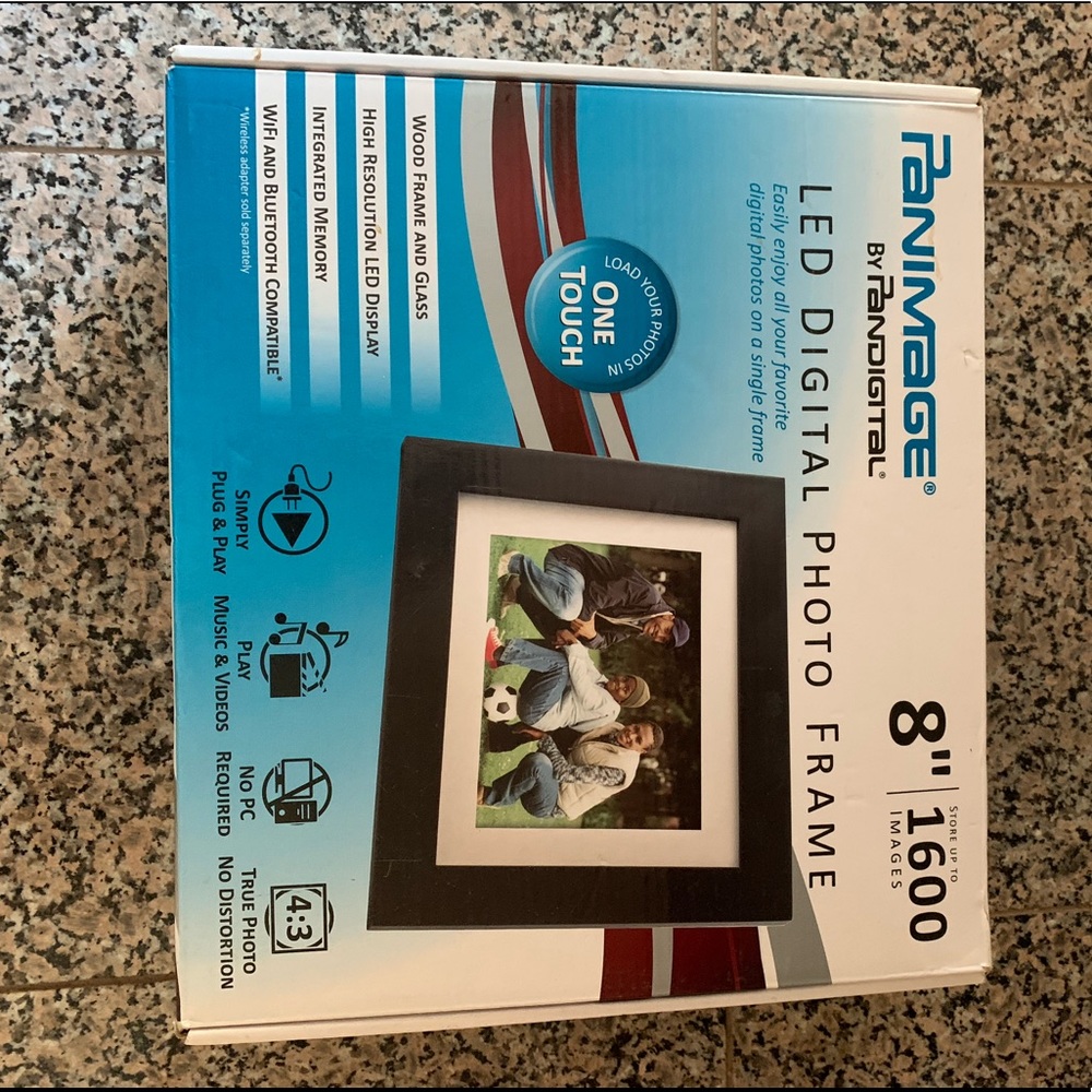 NIB Pandigital Panimage LED Digital photo frame